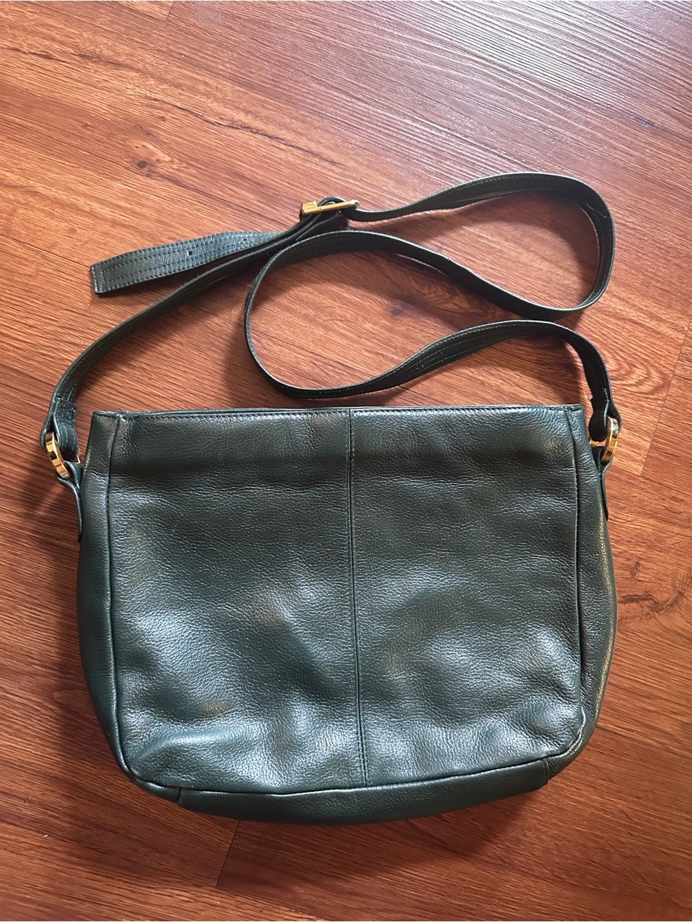 Vintage Lisa Loren Pebbled Dark Green Leather Crossbody Shoulder Bag